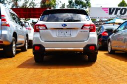 
										Subaru Outback 2016 full									