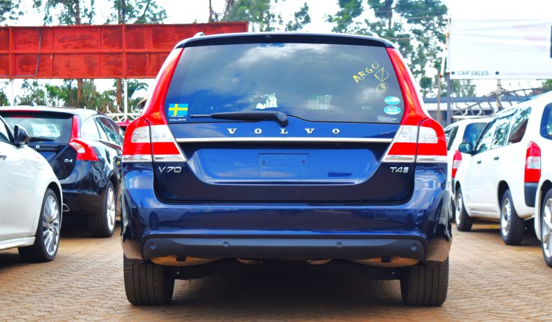 
								Volvo V70 T4 full									